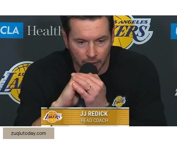 雷迪克：不会让艾顿和海斯更多外线三分 詹姆斯的表现已超越语言赞美